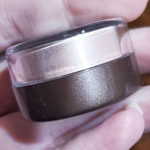 RAW MINERALS Neutral Mineral Eye Shadow LILY